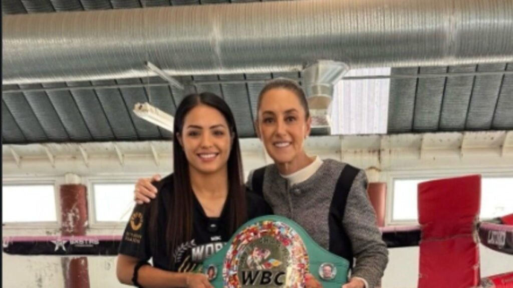 Claudia Sheinbaum rinde homenaje a Diana “Bonita” Fernández por su influencia en el boxeo femenino