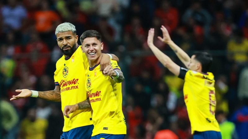 El América clasifica a semifinales y persigue el tricampeonato en México.