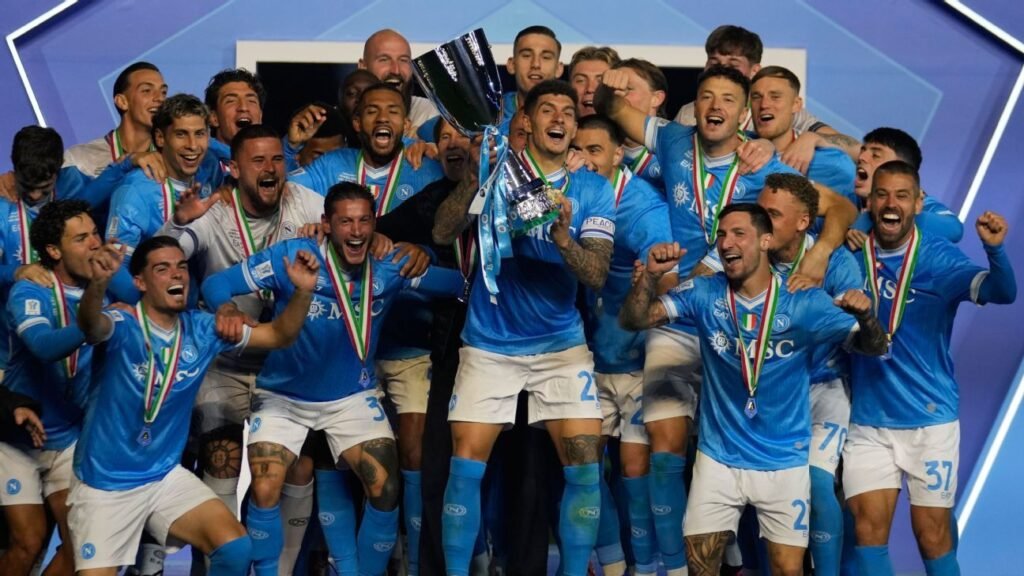 El Napoli arrasa con el Bologna y se corona campeón de la Supercopa de Italia