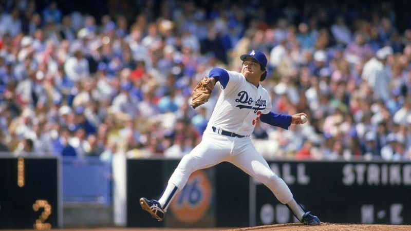 La increíble historia de cómo Fernando Valenzuela se convirtió en leyenda del béisbol mexicano