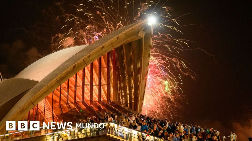 Las fotos que capturan la fiesta de Año Nuevo en todo el mundo