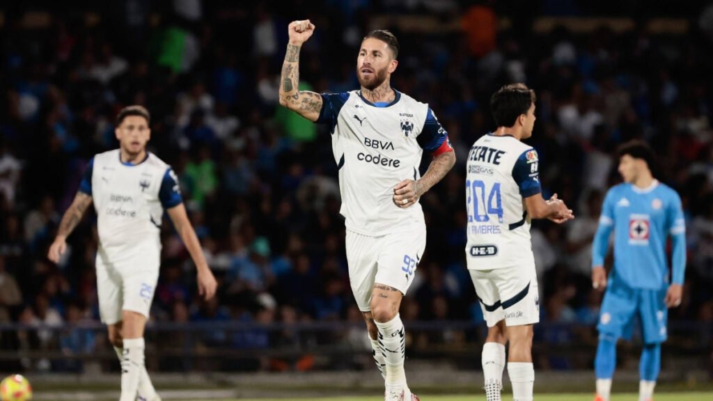 Sergio Ramos anota de nuevo: un impecable cabezazo en jugada con Canales