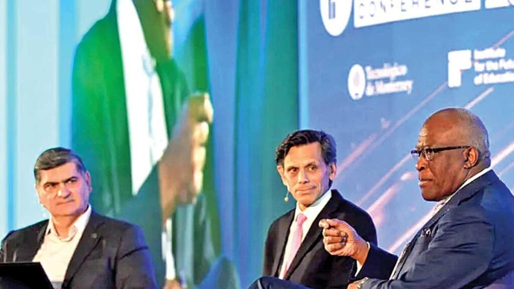 Tres millones abandonan la educación superior: la crisis demanda un nuevo modelo educativo