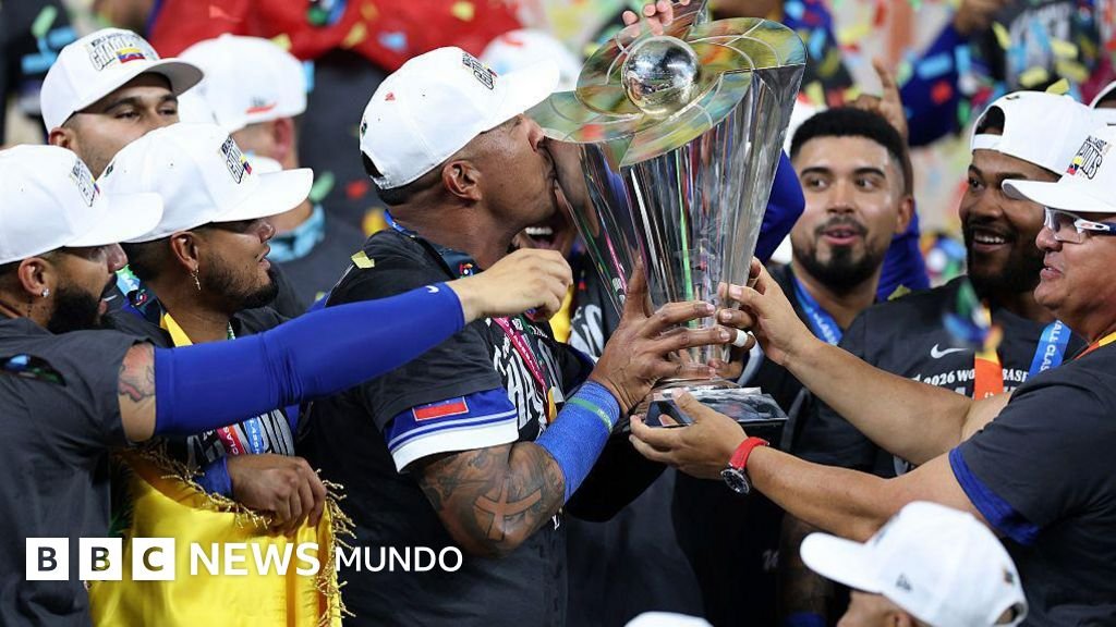 ¡Gran hazaña! Venezuela conquista su primer Clásico Mundial de Béisbol al vencer a EE.UU. en Miami.