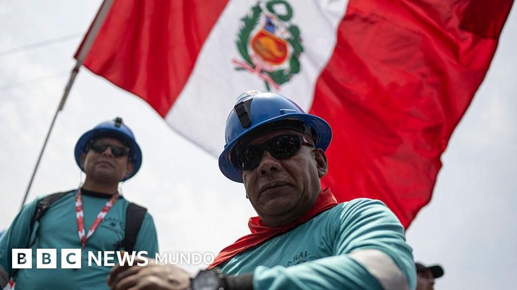 Crisis políticas en Perú: el auge de la "economía zombi" y el fin del mito del crecimiento infinito