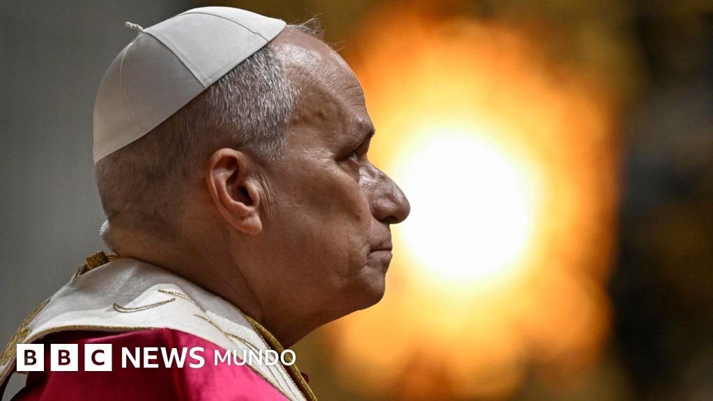 Trump arremete contra el Papa León XIV por sus críticas a la guerra en Irán, el Papa responde que "no le teme"