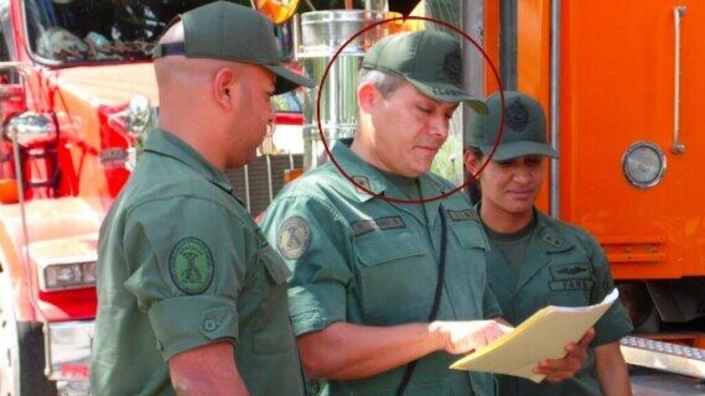 ICE envía de regreso a Venezuela a un excoronel acusado de torturar a opositores de Maduro