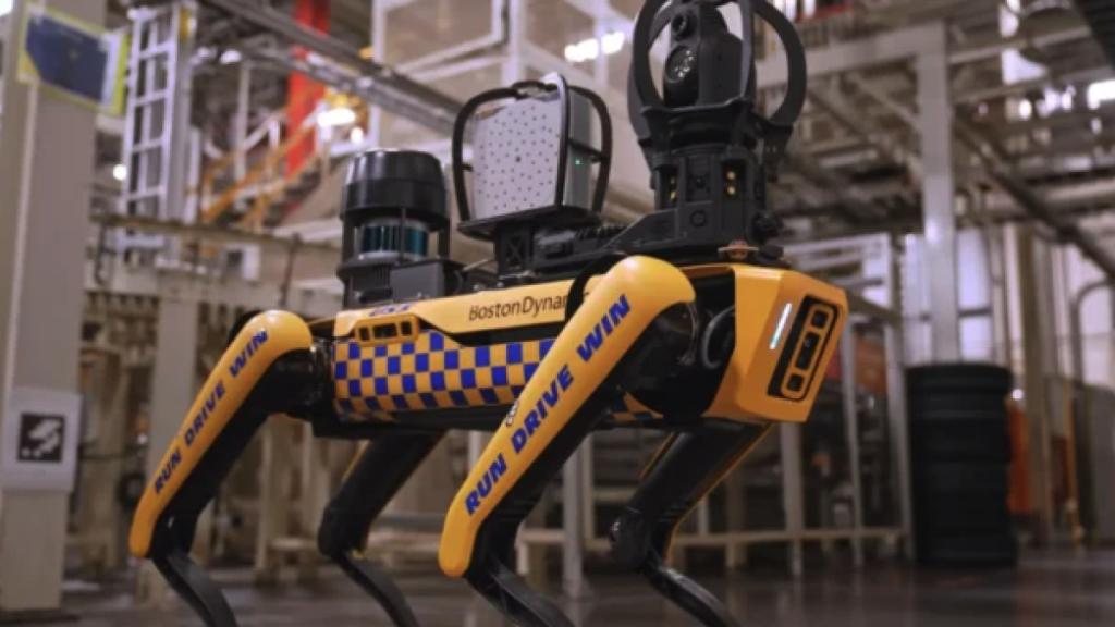 ICE invertirá hasta 2 millones de dólares en perros robot para mejorar operativos migratorios.