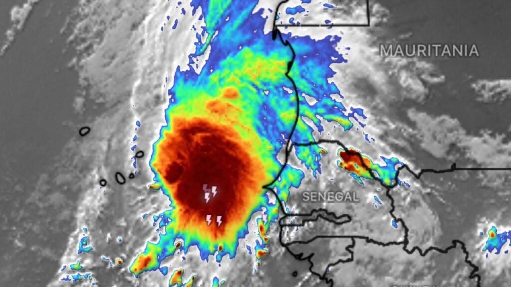 Tormenta tropical 'Gonzalo' se desarrolla en el Atlántico: trayectorias y países en peligro