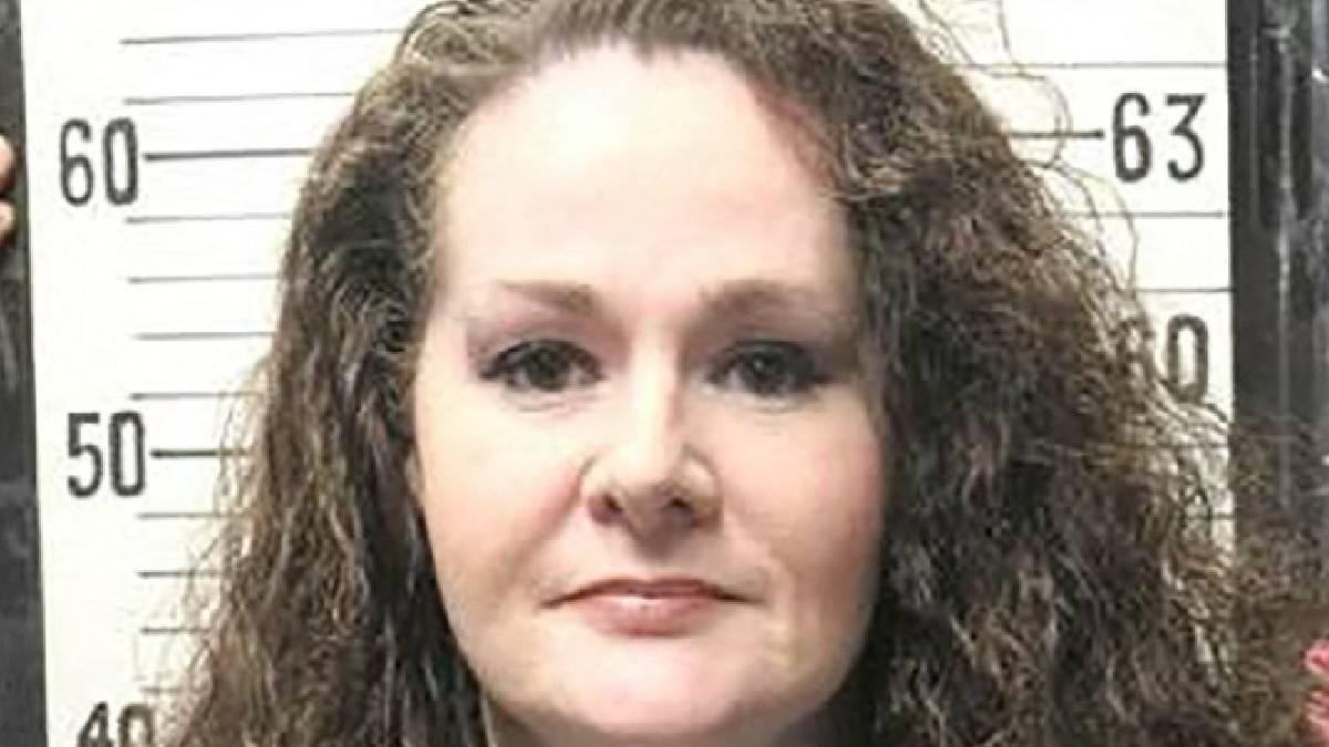 Dimite el director de la prisión de Tennessee tras la fallida ejecución de una mujer en el corredor de la muerte.